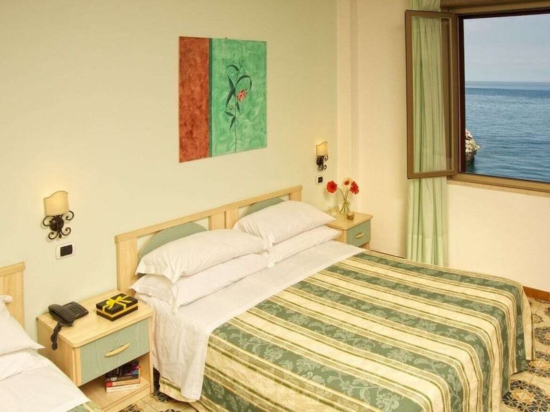 Jonic Hotel Mazzarò 30