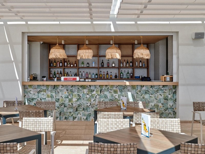 Hipotels Flamenco 18