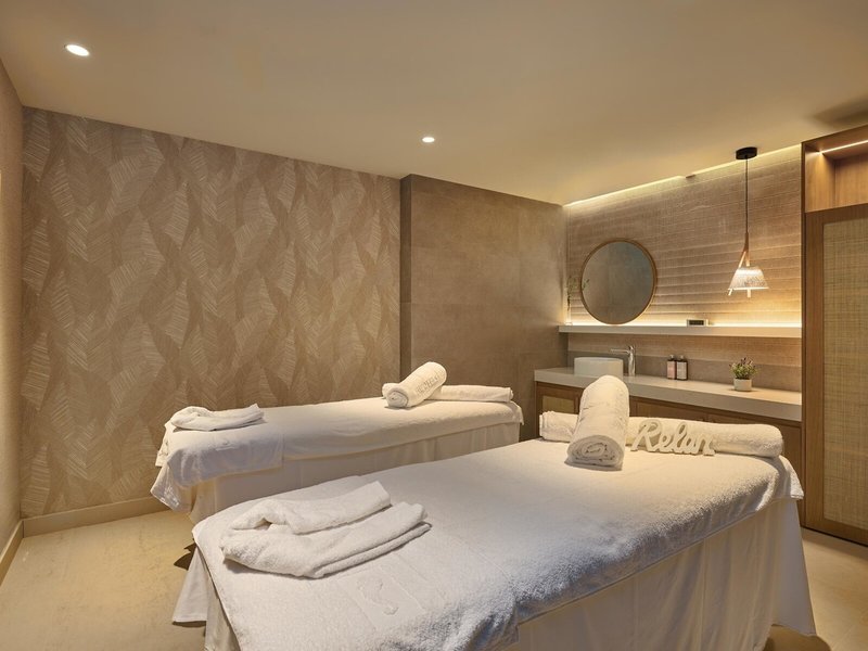 Hipotels Flamenco 38