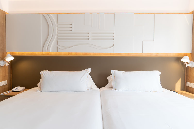 Senator Cala Millor 7