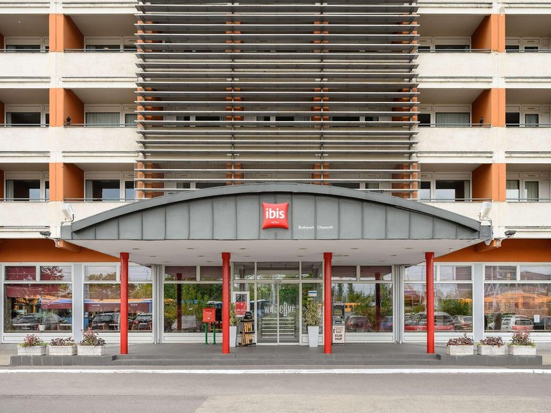 ibis Budapest Citysouth Hotel 7 - Exterior