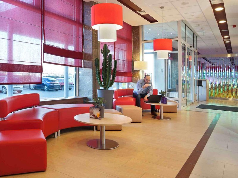 ibis Budapest Citysouth Hotel 12 - Lounge / Lobby