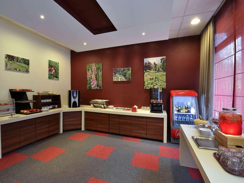 ibis Budapest Citysouth Hotel 20 - Lounge / Lobby
