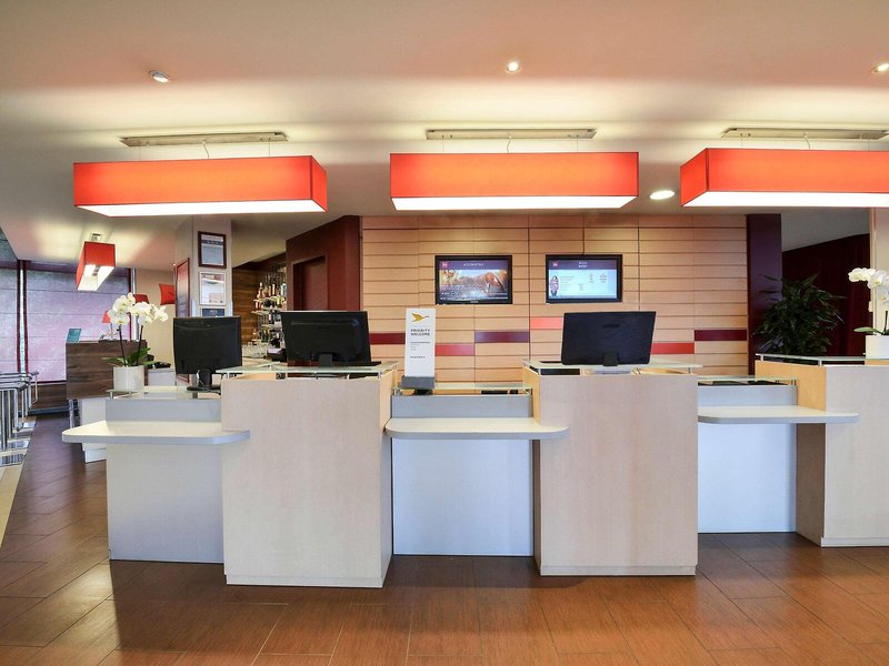 ibis Budapest Citysouth Hotel 21 - Lounge / Lobby