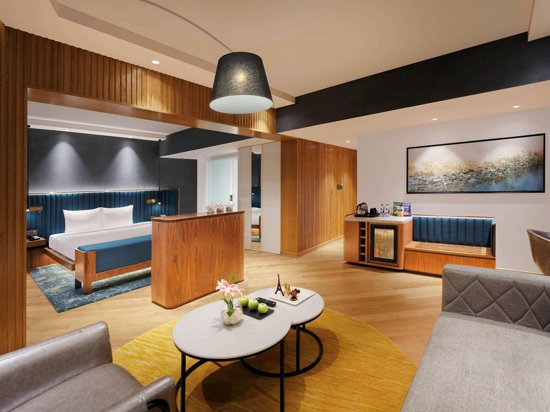 Novotel Mumbai Juhu Beach 9