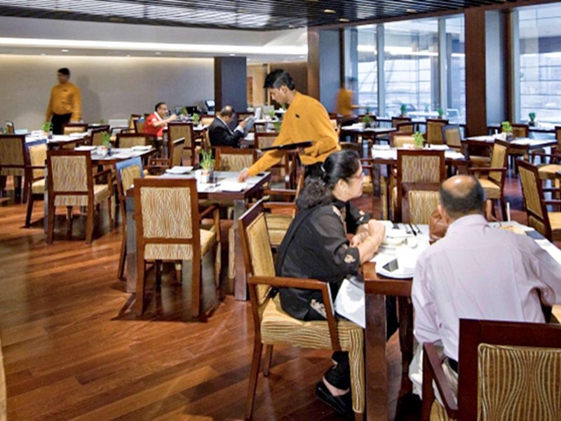 Novotel Mumbai Juhu Beach 20
