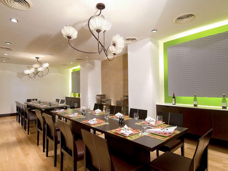 Novotel Mumbai Juhu Beach 22