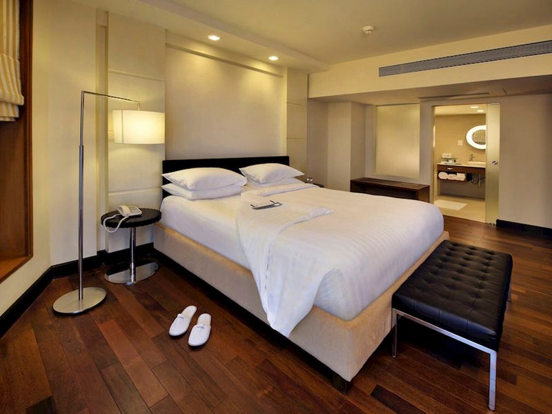 Novotel Mumbai Juhu Beach 35