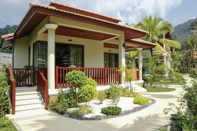 Khao Lak Bayfront Resort 15