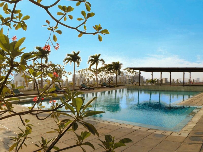 Mövenpick Hotel Jakarta City Centre 4