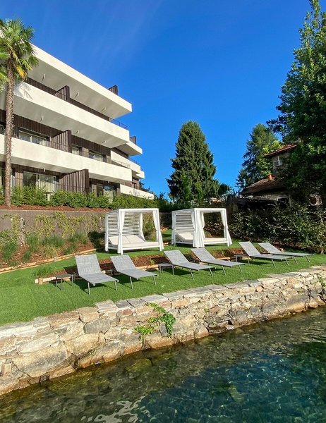 LAQUA by the Lake 12