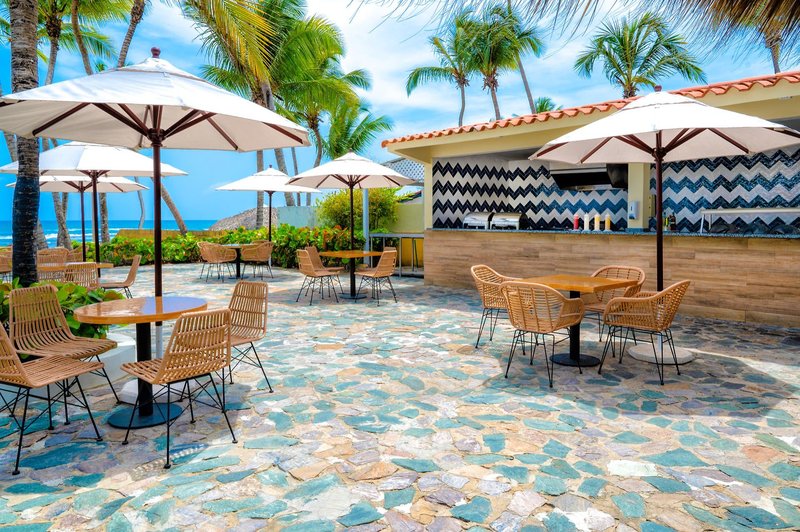 Coral Costa Caribe Beach Resort 4