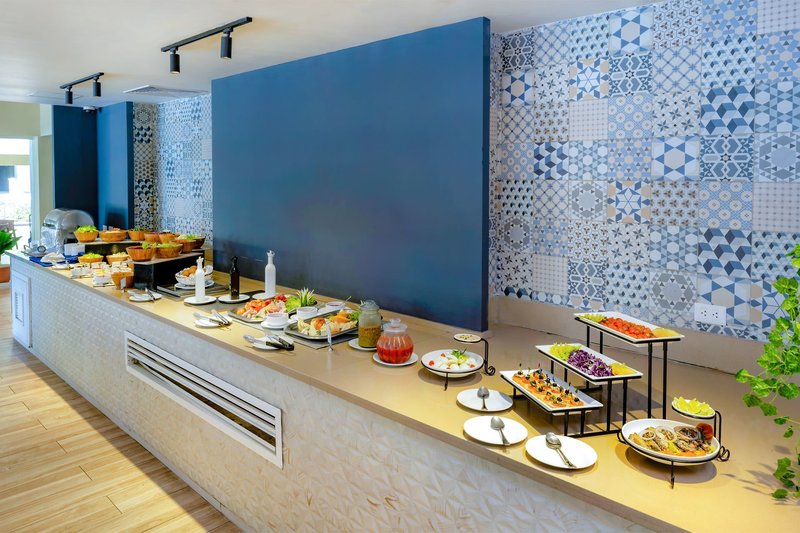 Coral Costa Caribe Beach Resort 20