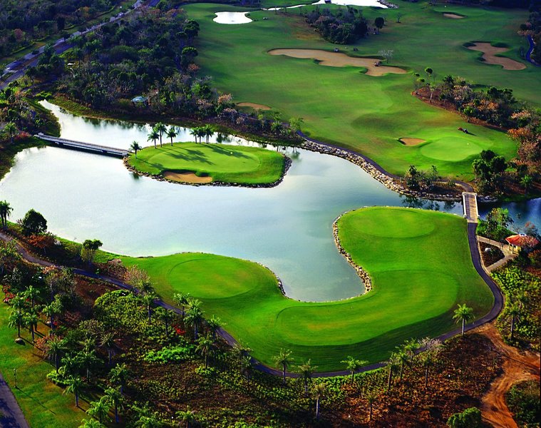 Coral Costa Caribe Beach Resort 21