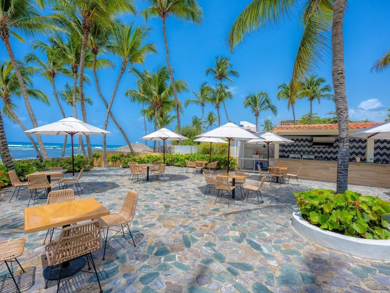 Coral Costa Caribe Beach Resort 14