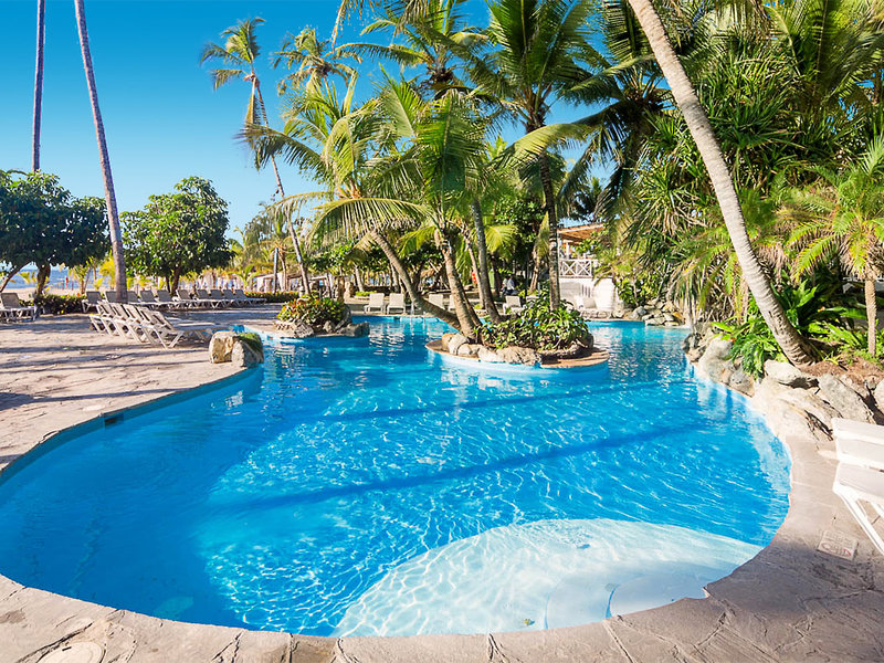 Coral Costa Caribe Resort & Spa 5 - Outdoor Pool