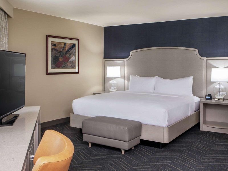 DoubleTree by Hilton Hotel Nashville Downtown 28
