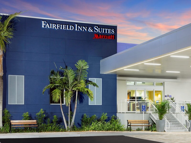 Fairfield Inn & Suites Key West at The Keys Collection 1 - Exterior