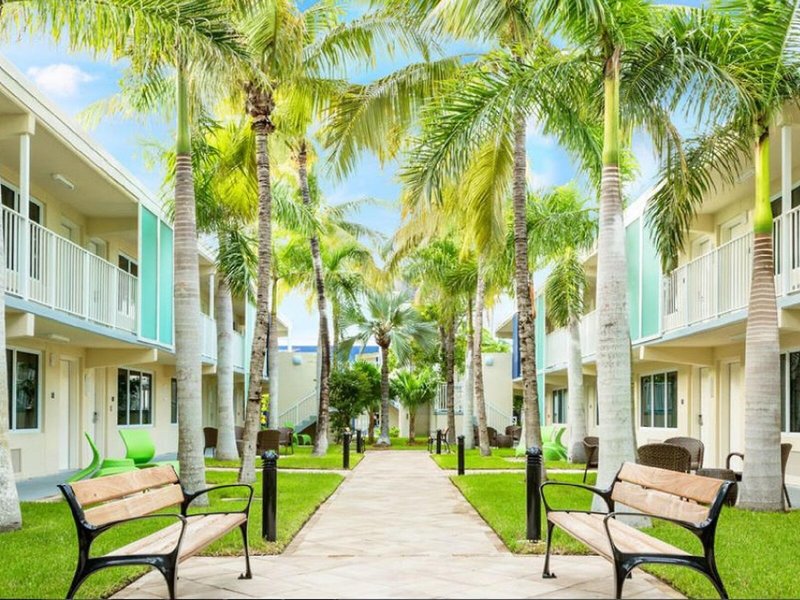Fairfield Inn & Suites Key West at The Keys Collection 4 - Exterior