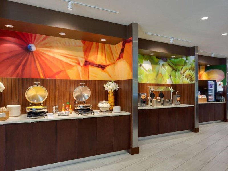 Fairfield Inn & Suites Key West at The Keys Collection 34 - Restaurant