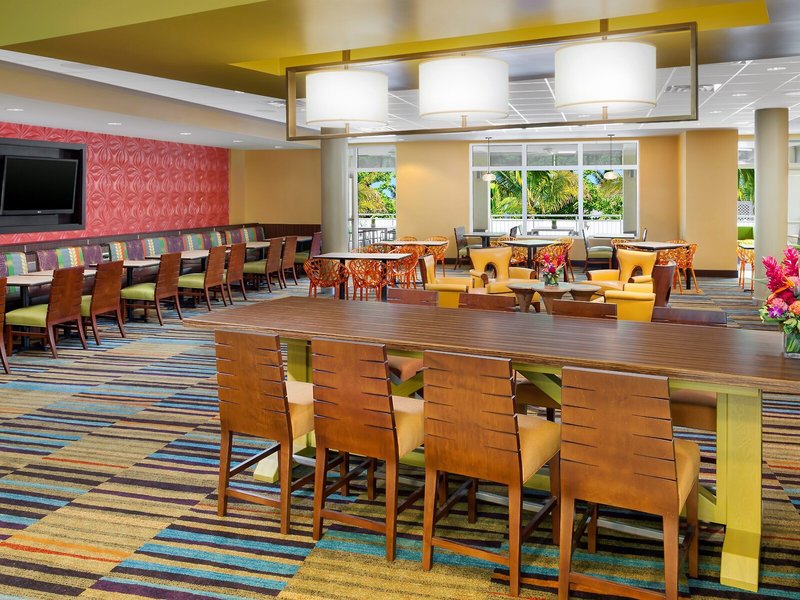 Fairfield Inn & Suites Key West at The Keys Collection 36 - Restaurant
