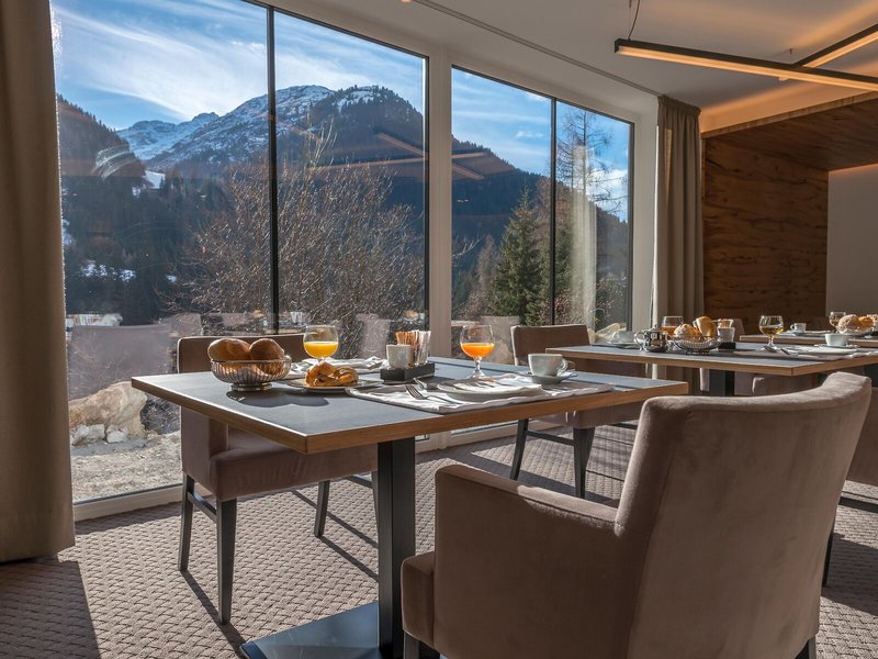 Hotel Grischuna 10