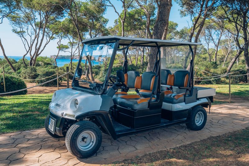 Iberostar Waves Club Cala Barca 10