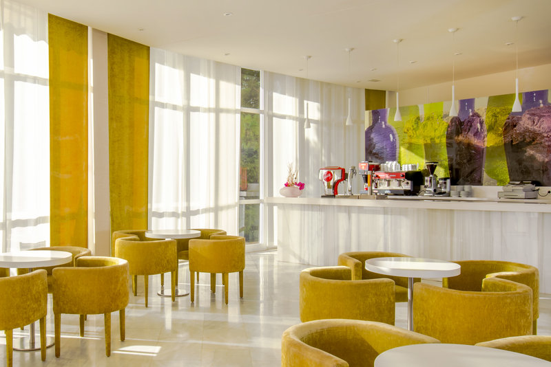 Iberostar Waves Club Cala Barca 34