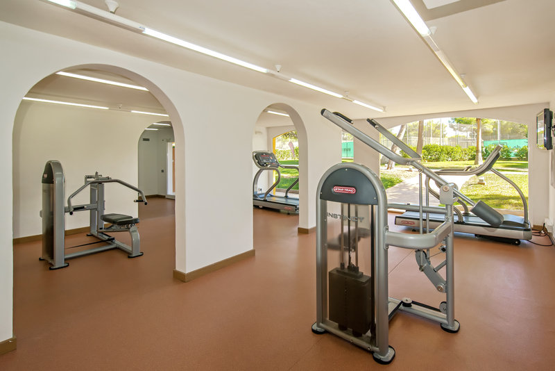 Iberostar Waves Club Cala Barca 43