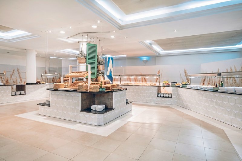 Iberostar Waves Club Cala Barca 20