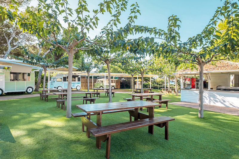 Iberostar Waves Club Cala Barca 21