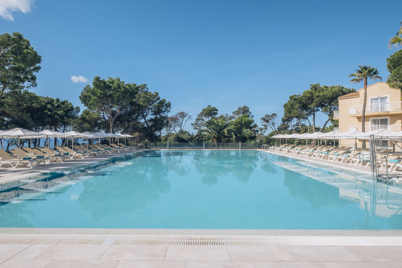 Iberostar Waves Club Cala Barca 1