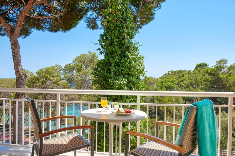 Iberostar Waves Club Cala Barca 70