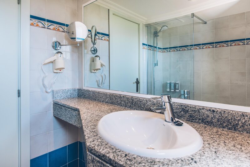 Iberostar Waves Club Cala Barca 16