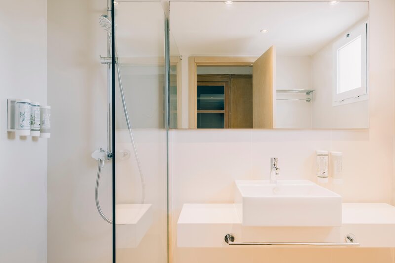 Iberostar Waves Club Cala Barca 33