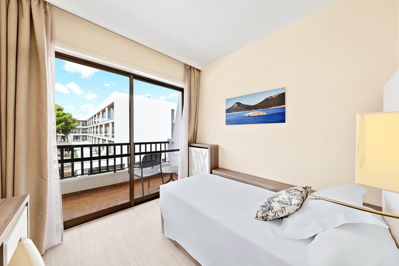 Bella Playa & Spa 14 - Room Example