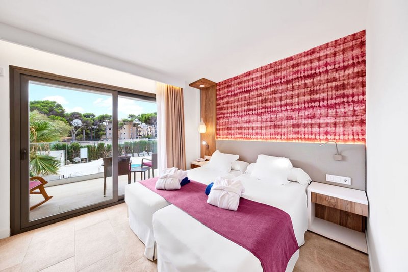 Bella Playa & Spa 17 - Room Example