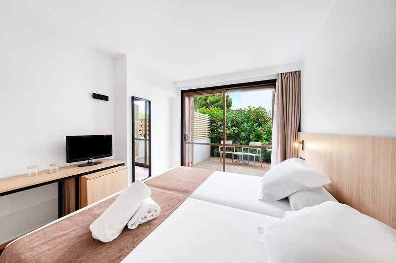 Bella Playa & Spa 18 - Room Example