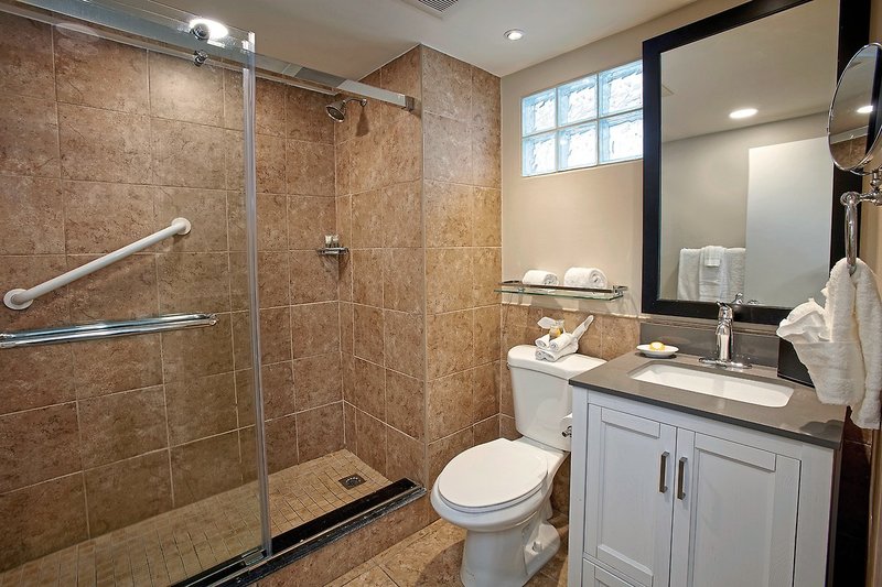 Divi Little Bay Beach Resort 7