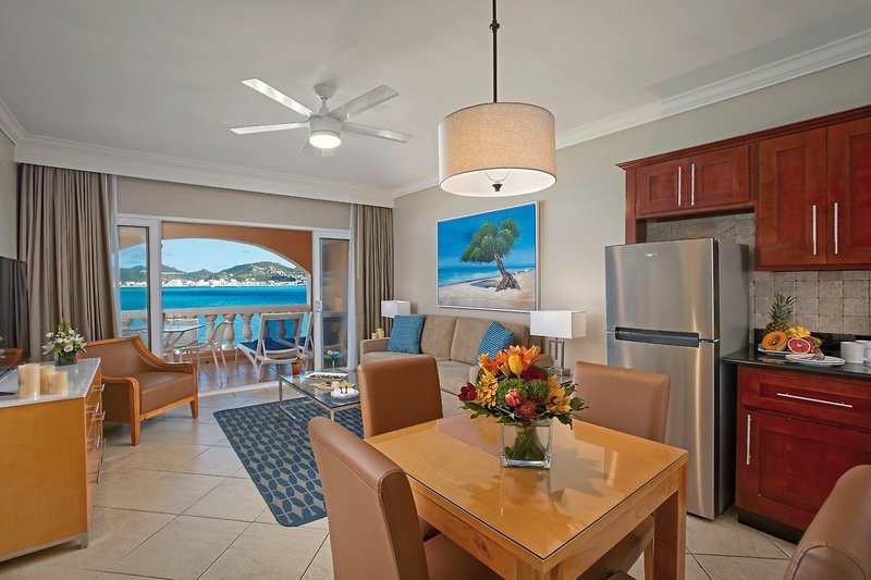 Divi Little Bay Beach Resort 12