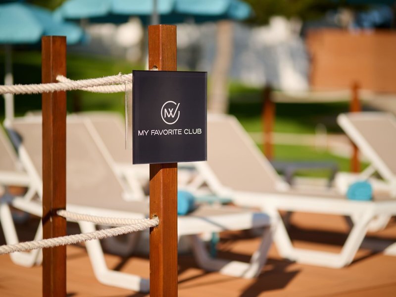 Roc Carolina 18 - Outdoor Pool