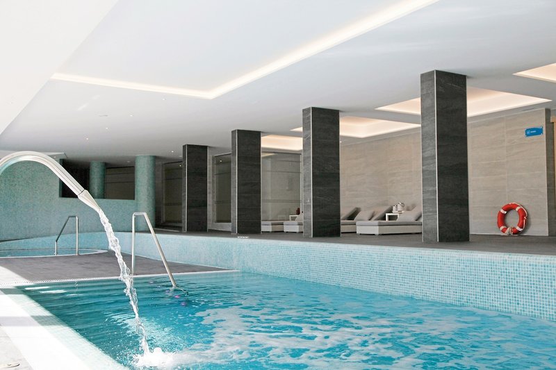 Roc Carolina 10 - Indoor Pool