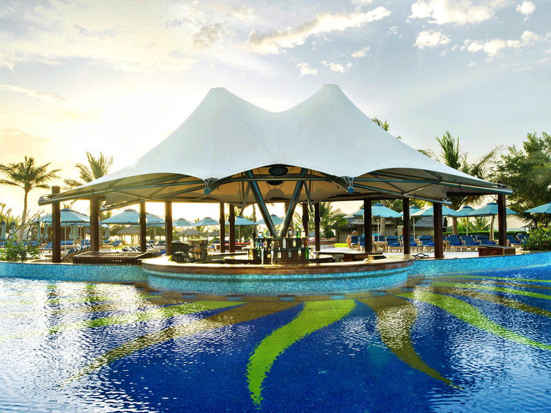 Le Meridien Al Aqah Beach Resort 12