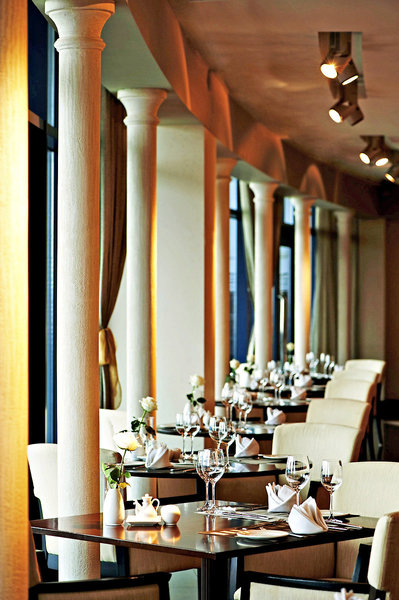 Le Meridien Al Aqah Beach Resort 16