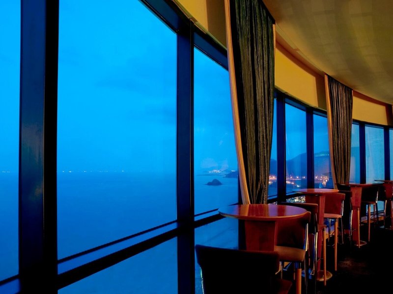 Le Meridien Al Aqah Beach Resort 21