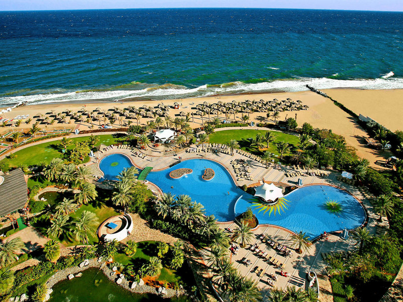 Le Meridien Al Aqah Beach Resort 7