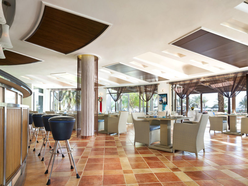 Le Meridien Al Aqah Beach Resort 18