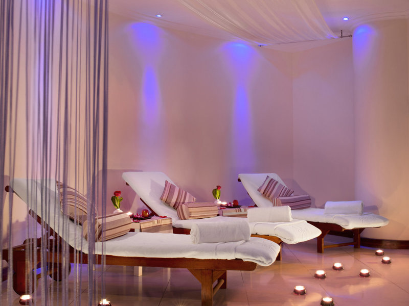 Le Meridien Al Aqah Beach Resort 27