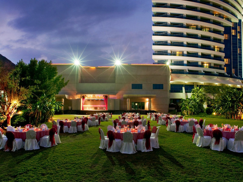 Le Meridien Al Aqah Beach Resort 40