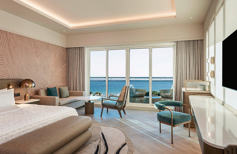 Le Meridien Al Aqah Beach Resort 8